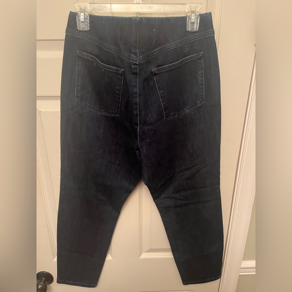 Soft Surroundings Women’s Petite Hi Waisted Pull On Dark Denim Jeans Size LP - Picture 4 of 6